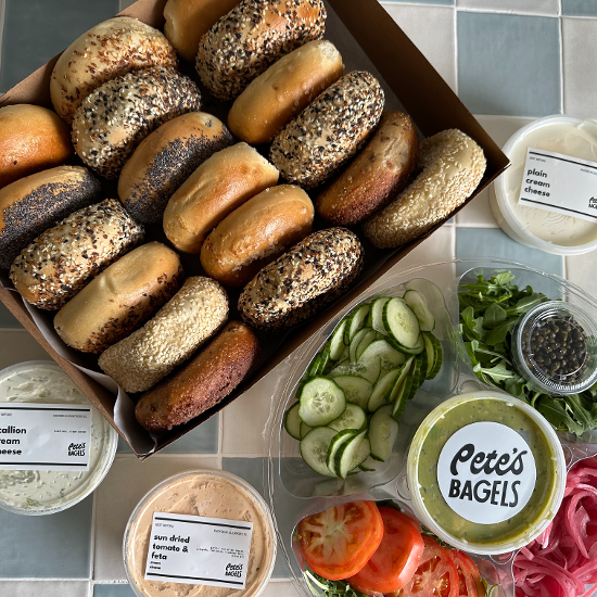 Deluxe Bagels, Veggies & Extra Spreads