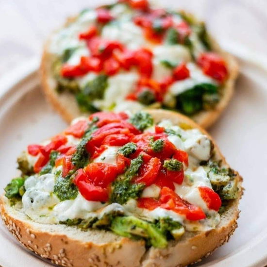 Pizza Bagel Combo Tray