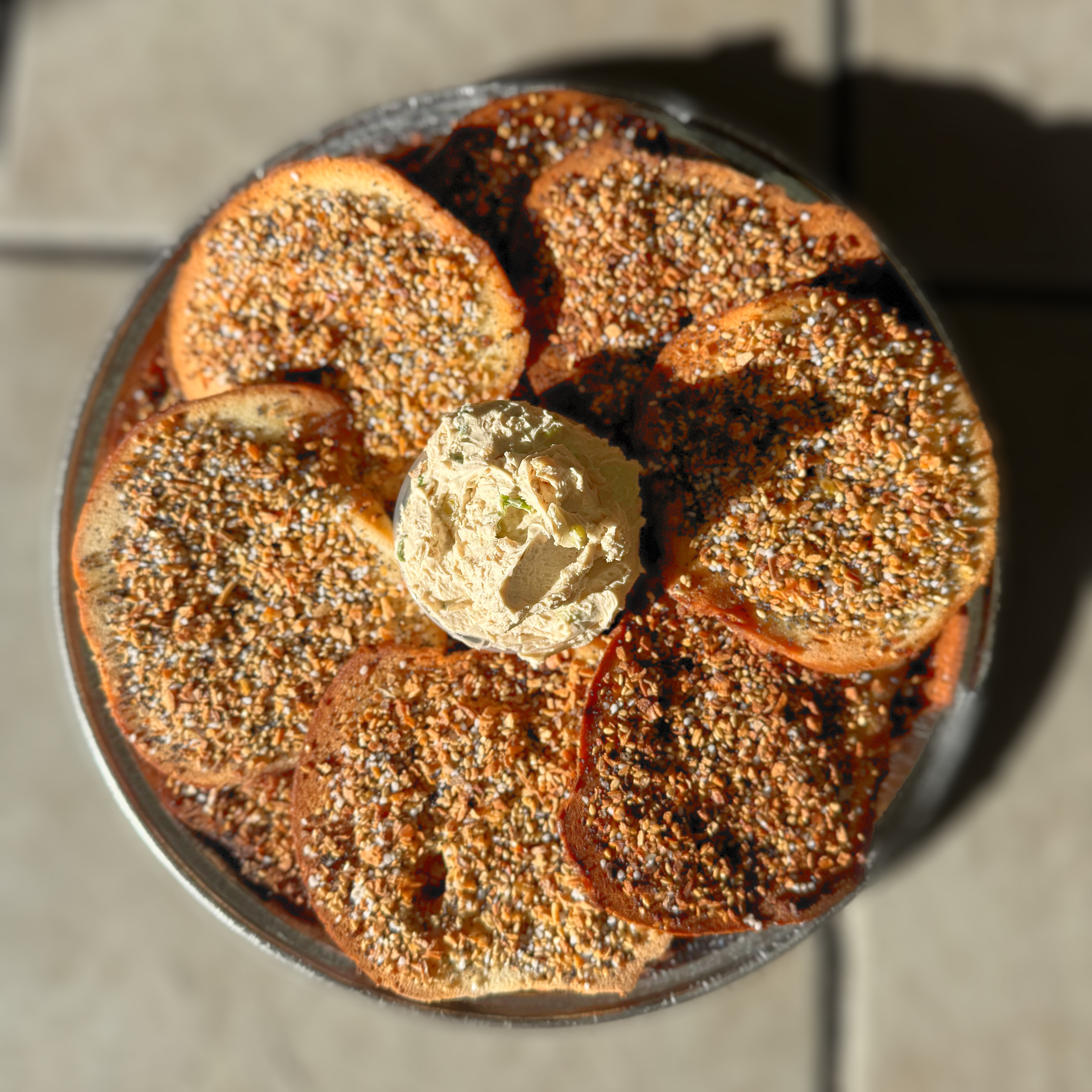 Small Bagel Chip Platter