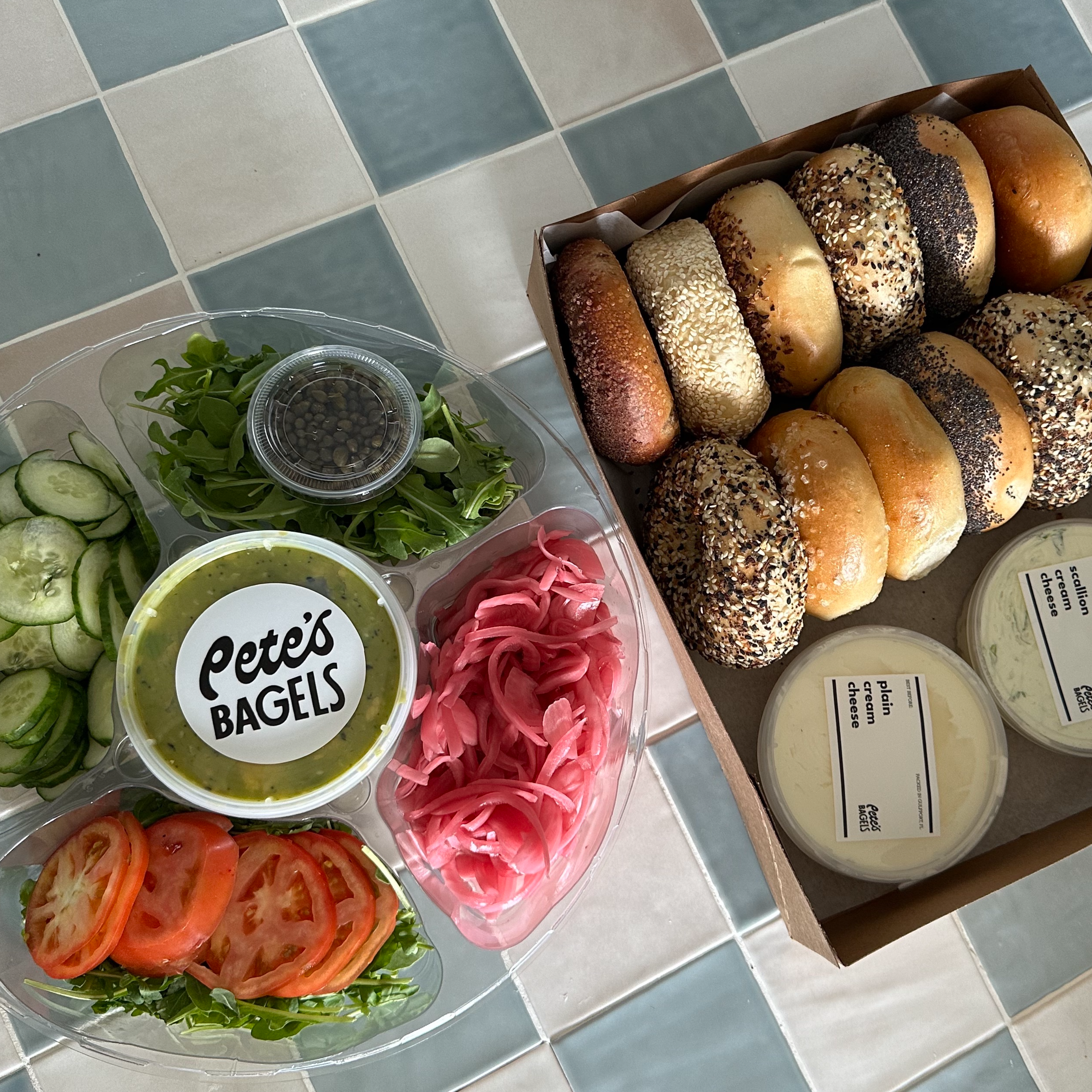 Bagels, Veggies & Spreads