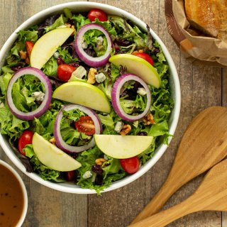 Balsamic Bleu Salad