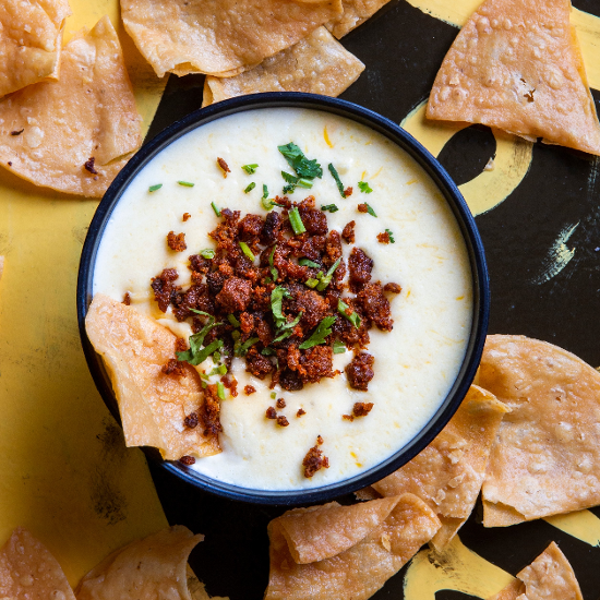 Queso Fudido & Chips