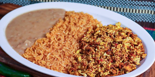 Huevos Con Chorizo